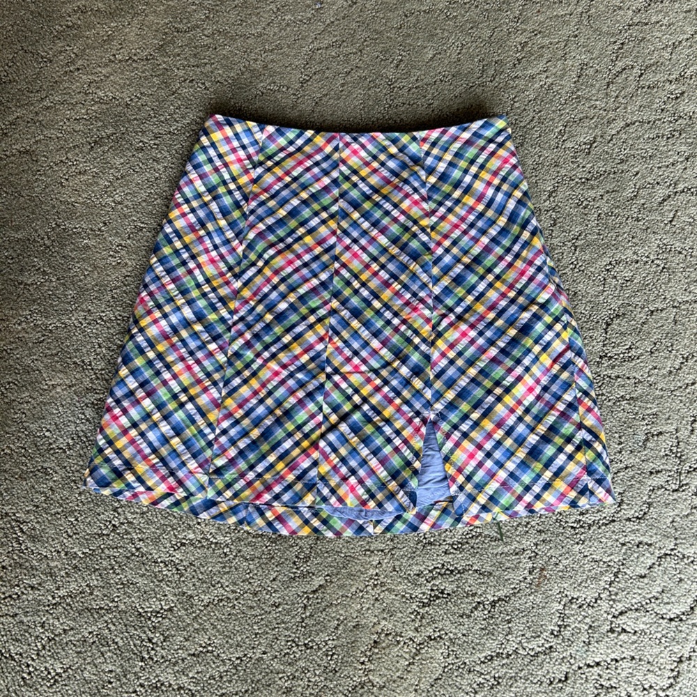 Multicolored checkered mini skirt with slit